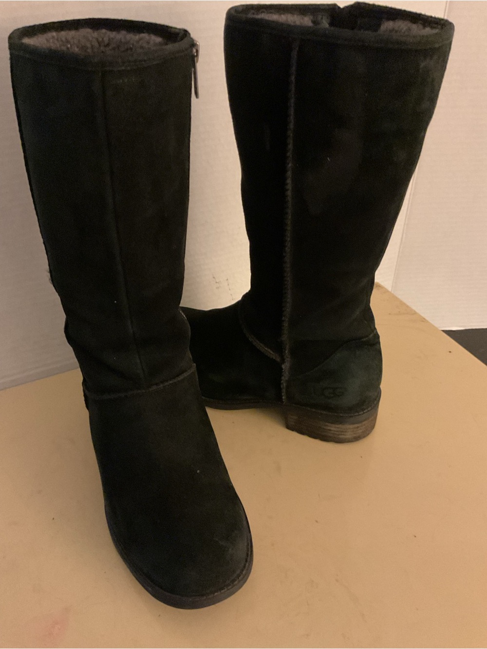 UGG women black suede tall mid calf Linford boots US 6